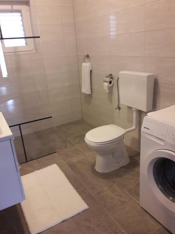 Apartment Splitska Εξωτερικό φωτογραφία